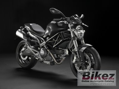 2010 Ducati Monster 696 photo